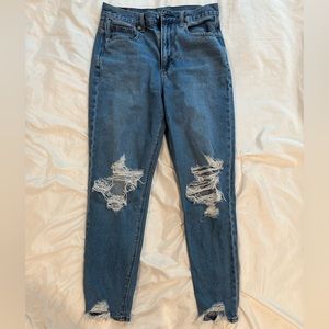 American Eagle Hi-Rise Mom Jeans / Blue / Distressed